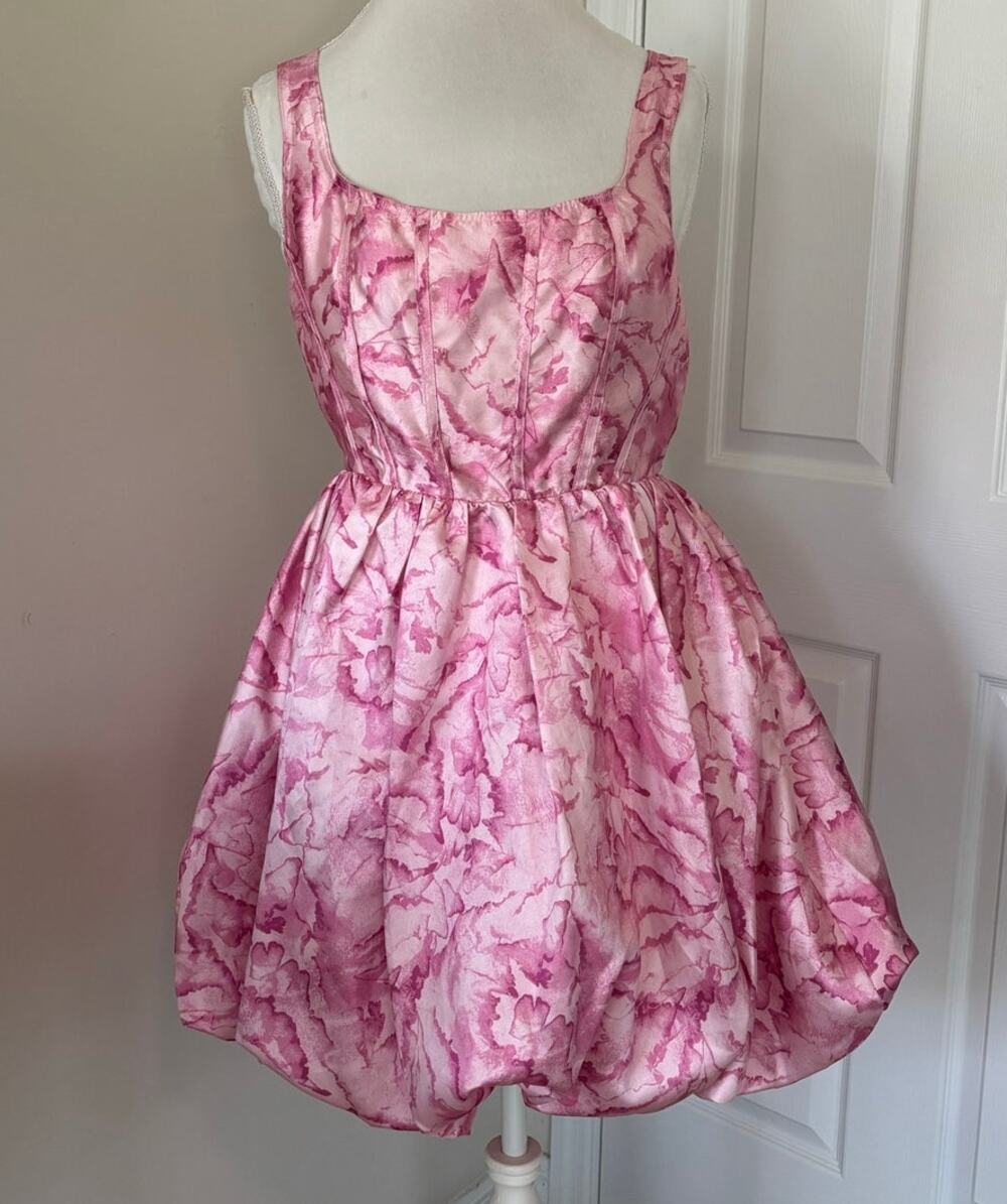 NWT Chelsea28 Mini Dress Pink Floral Bubble Skirt Silhouette Medium